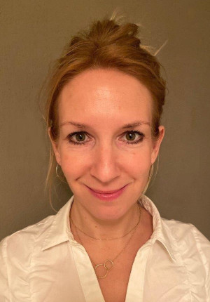 Dr. med. Angela Bauer
